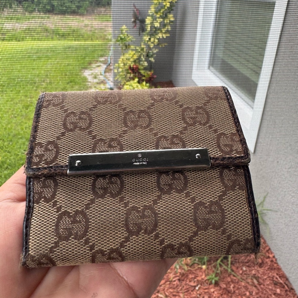Gucci Brown GG Supreme Canvas Small Wallet with Silver Plate - Picture 12 of 16